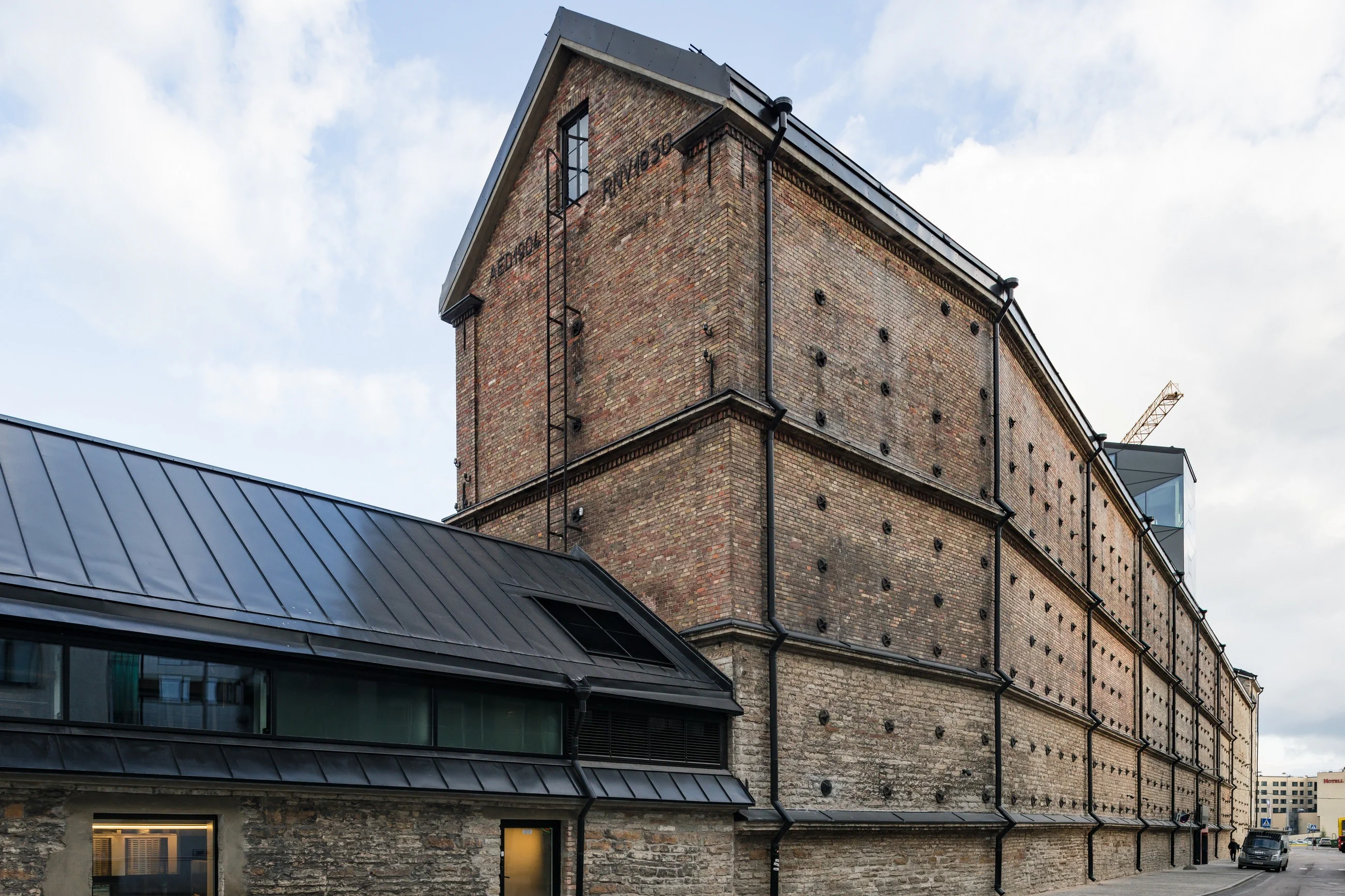 Pop And Contemporary Art Museum